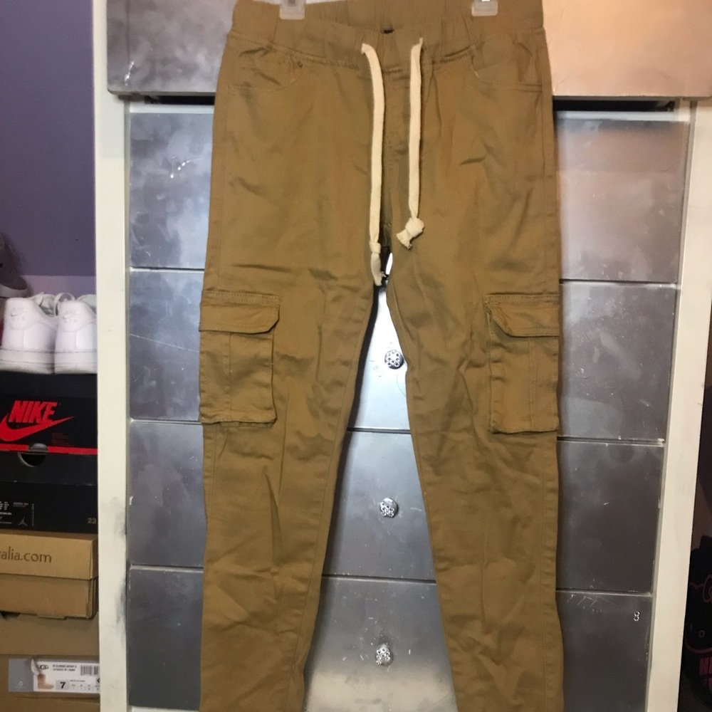 Fashion Nova Cargo pants